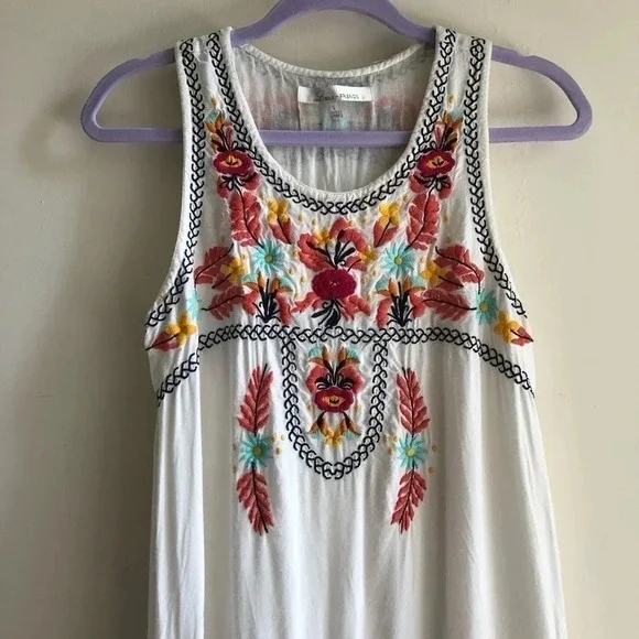 Revolve Embroidered Boho White Dress - Picture 10 of 12